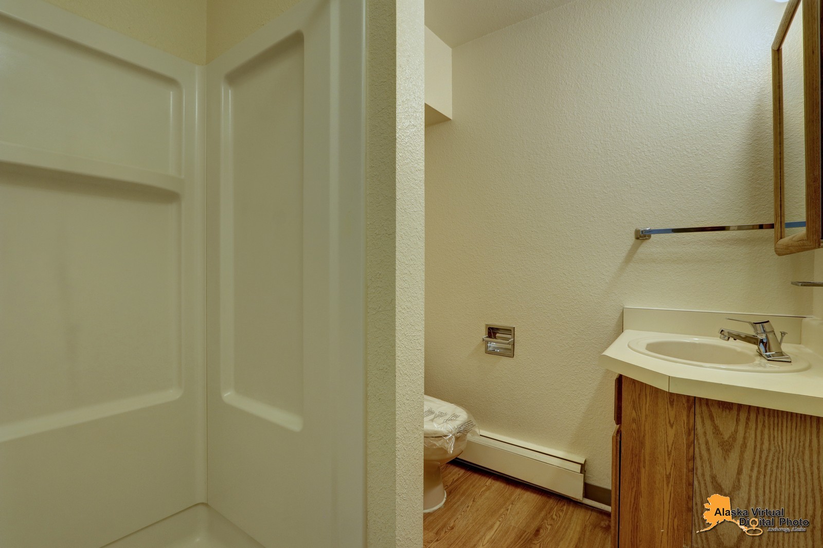 downstairs bathroom in denali home