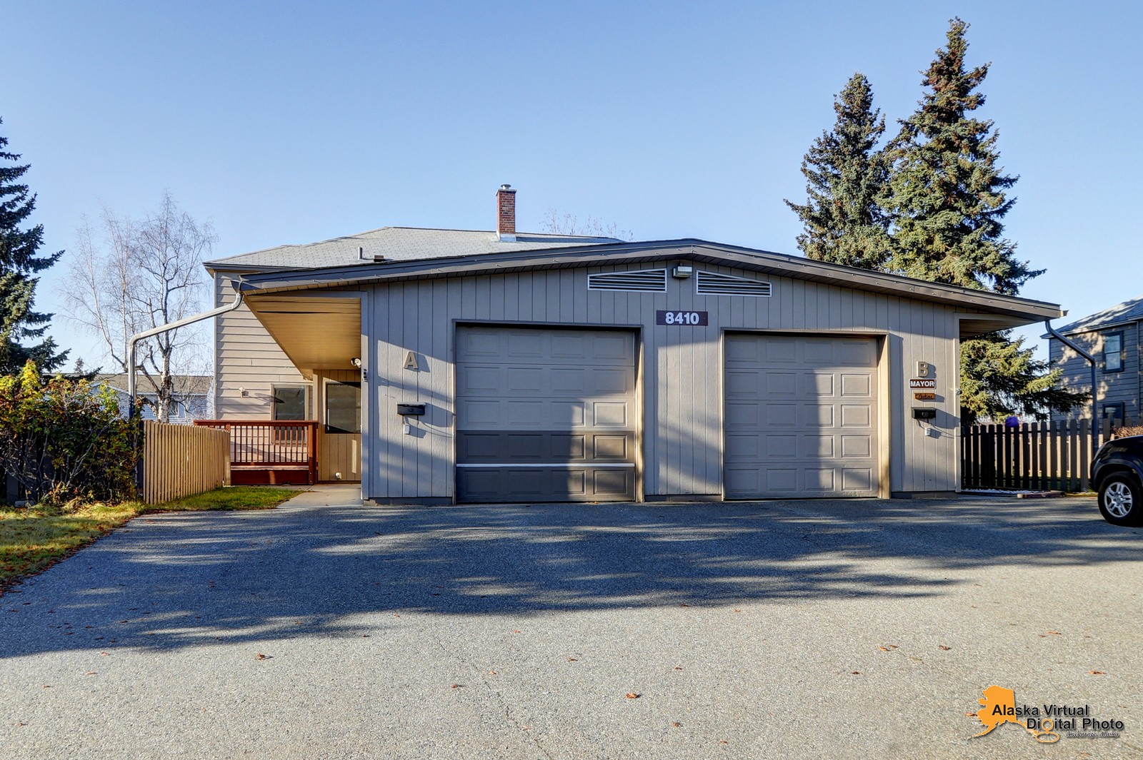 exterior of denali home and driveway