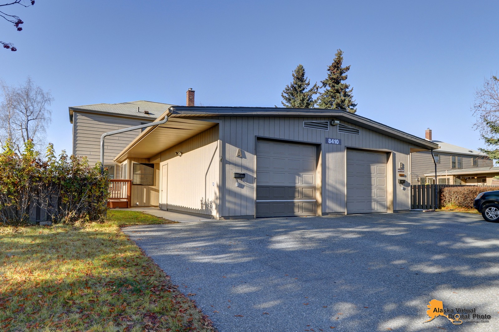 exterior of denali home and driveway