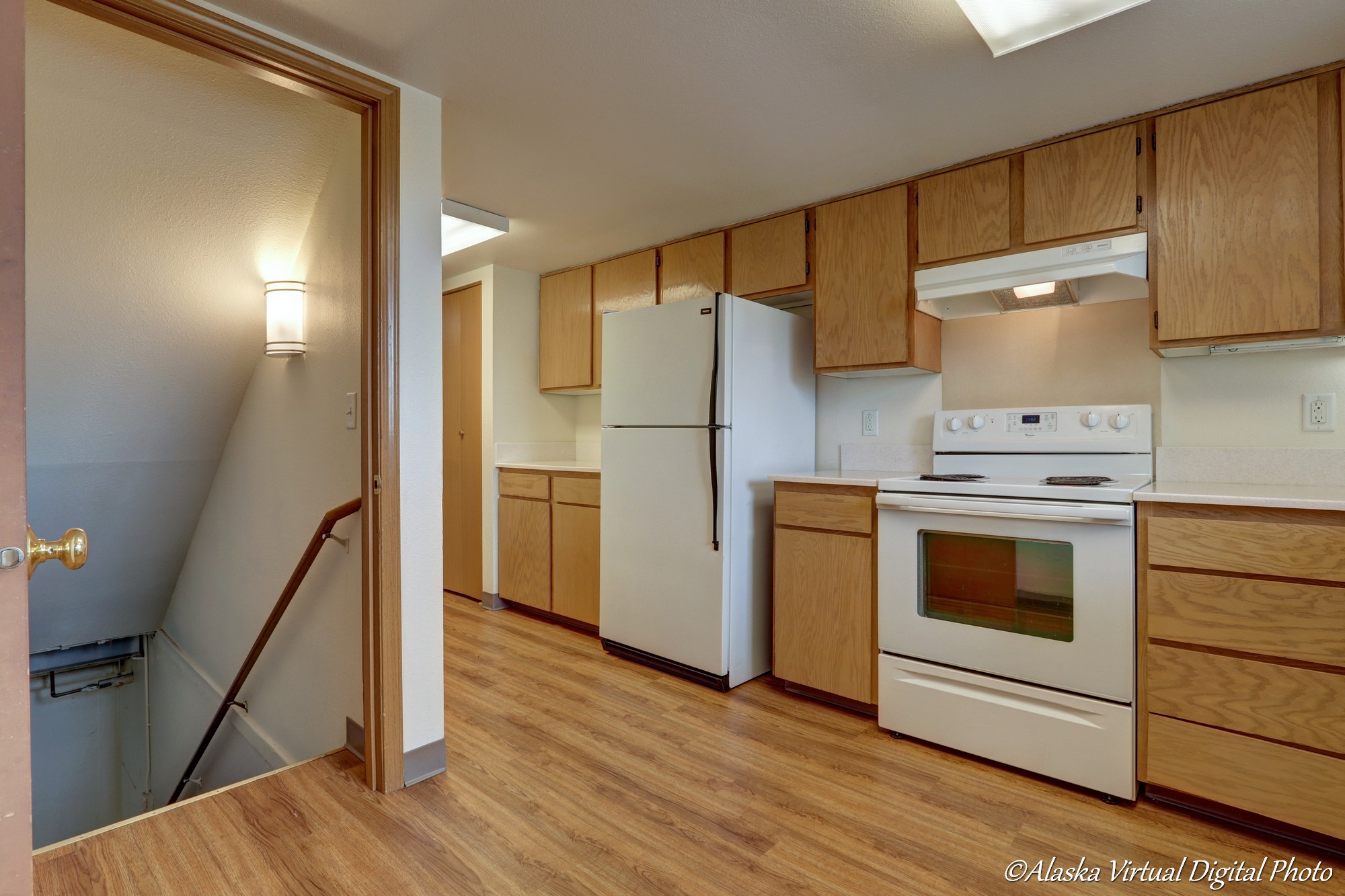 Photo of Kitchen with full appliance set